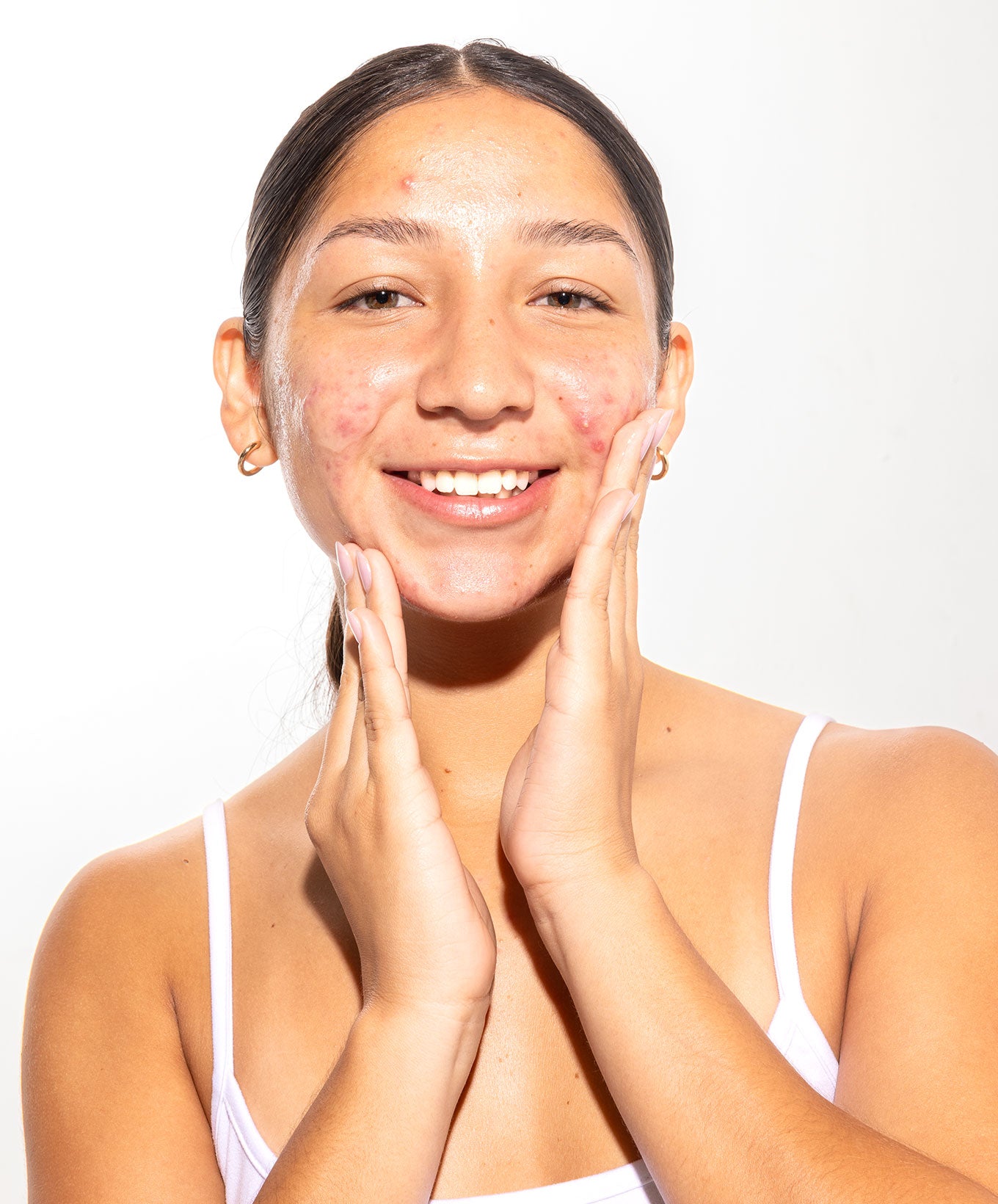 RR Product Skin Correcting Serum Model