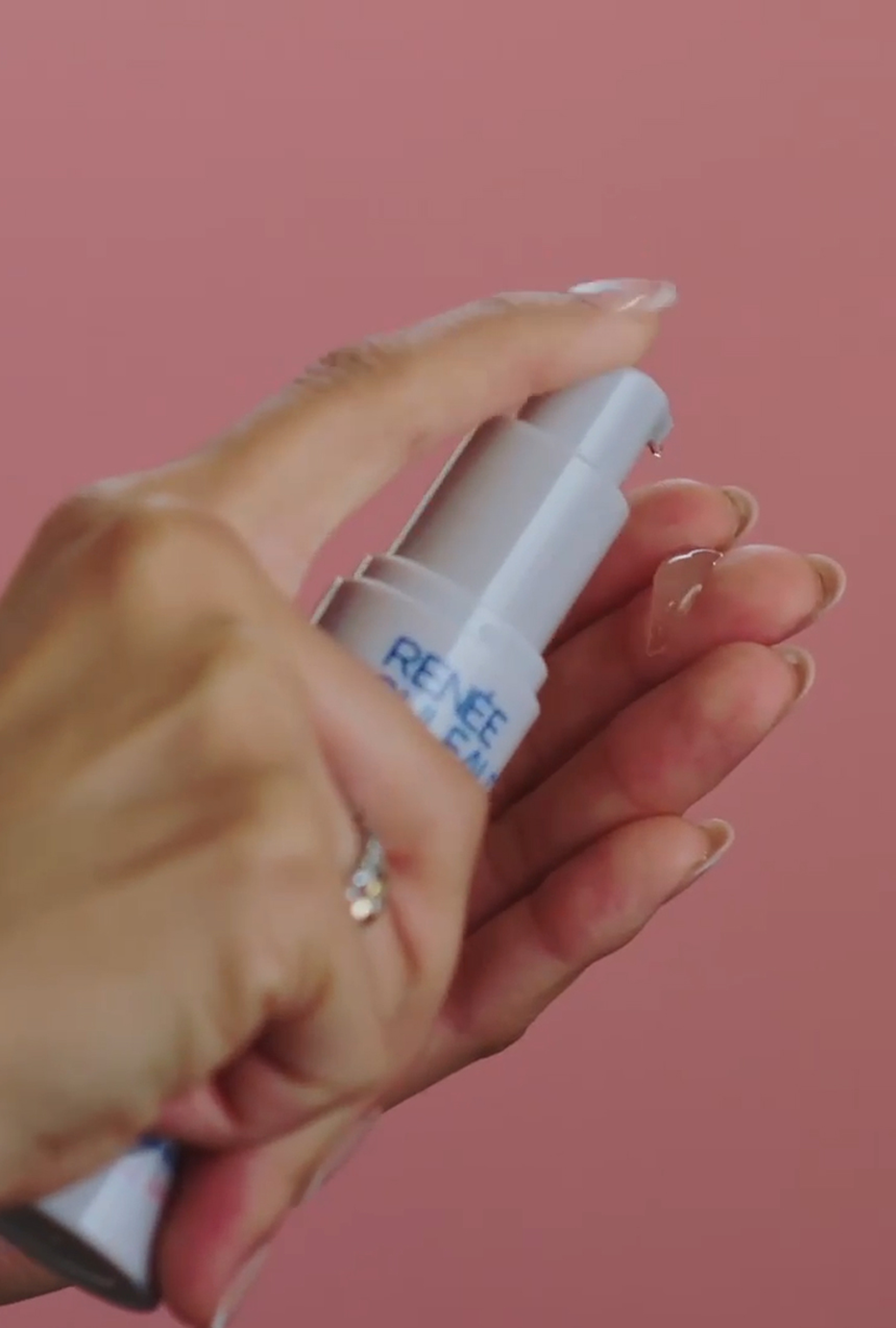 SkinType5-MoreOptions-Prod2 1.png__PID:b76da4c6-77c8-4b21-84f7-e0b629d85b47